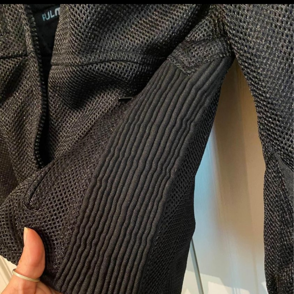 Motorcycle jacket - Picture 4 of 7